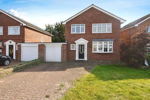 4 bedroom detached house for sale, Brook Road, Brentwood, Essex, CM14