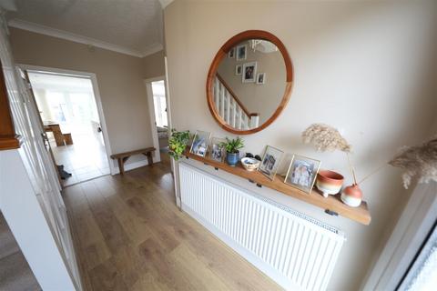 49 Burniston Road, Hull, HU5 4JX