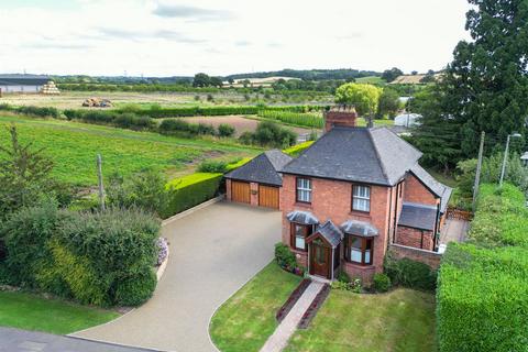 4 bedroom detached house for sale, Lower Chaddesley, Kidderminster