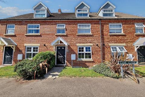 3 bedroom terraced house for sale, Tyne Close, Spalding