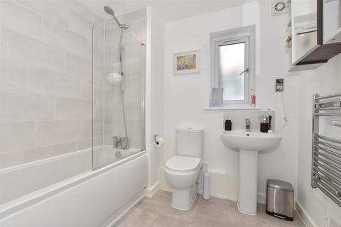 Flat 1, 2 Brooke Close, Margate, CT9 5FQ