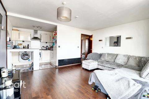 1 bedroom apartment for sale, Mercury Gardens, Romford