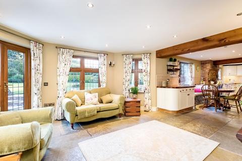 Bitterwell Lake Cottage Cooks Lane, Coalpit Heath, Bristol, BS36 2UR