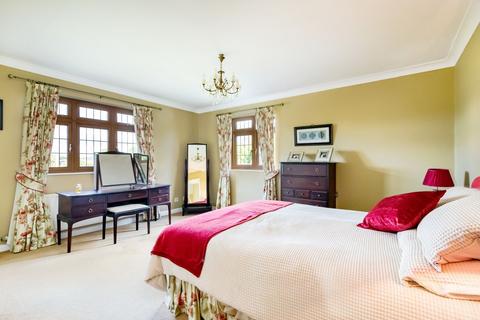 Bitterwell Lake Cottage Cooks Lane, Coalpit Heath, Bristol, BS36 2UR