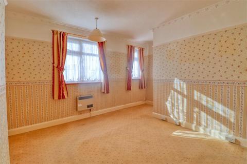 8 Croft Road, Clacton-on-sea, CO15 3EE