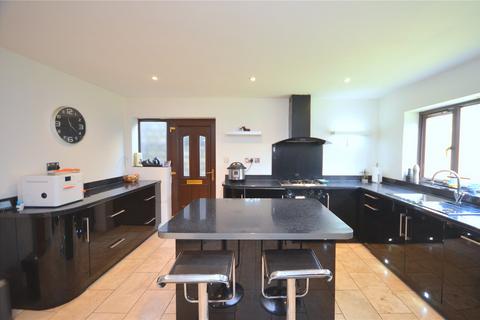 4 bedroom detached house for sale, Leeds Road, Mirfield, West Yorkshire, WF14