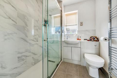 33 Mill Road, Dunton Green, Sevenoaks, TN13 2UZ