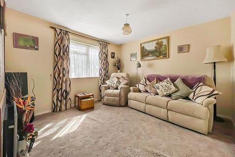 3 bedroom semi-detached house for sale, Glen Court, Stonehouse GL10