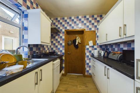 3 bedroom terraced house for sale, Avondale Road, Lancaster