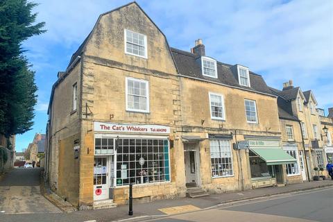 2 bedroom flat to rent, High Street, Winchcombe, GL54