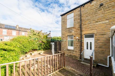 3 bedroom detached house for sale, South View, Batley