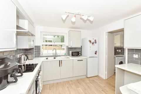 3 bedroom detached house for sale, New Barn Lane, Uckfield, East Sussex