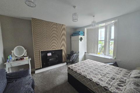 3 bedroom detached house for sale, Soothill Lane, Batley