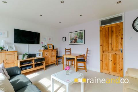 2 bedroom maisonette for sale, Valley Road, Codicote