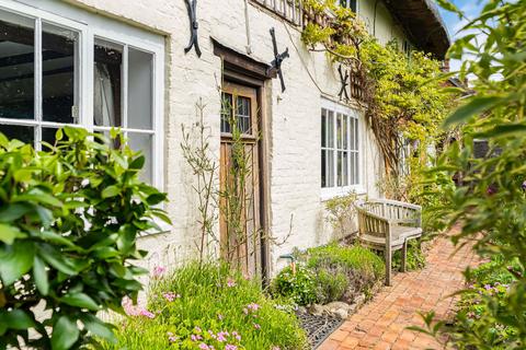 3 bedroom detached house for sale, Castle Lane, Aylesbury HP22