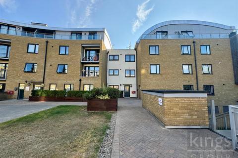 2 bedroom apartment for sale, Smeaton Court, Hertford