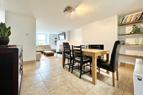 3 bedroom end of terrace house for sale, Mount Pleasant Road, Brixham