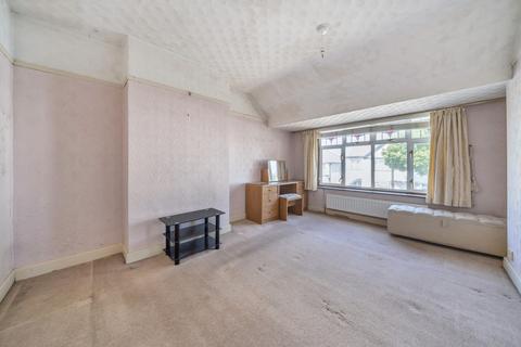 20 Ruskin Walk, Bromley, BR2 8EP