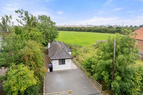 2 bedroom detached house for sale, 25 Vicarage Lane, Newark NG23