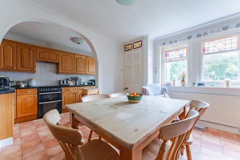 5 bedroom semi-detached house for sale, High Street, Overstrand