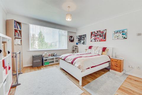 2 bedroom apartment for sale, Preston Road, Southport PR9