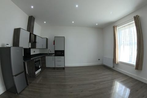 1 bedroom flat to rent, High Street, Brentwood CM14