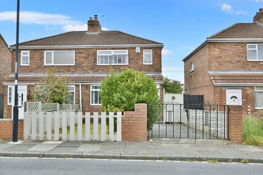 Dinsdale Avenue, Wallsend 2 bed semidetached house for sale £170,000