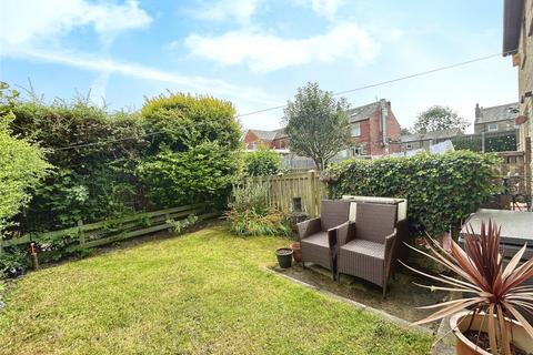 8 Chestnut Close, Newsome, Huddersfield, HD4 6YL