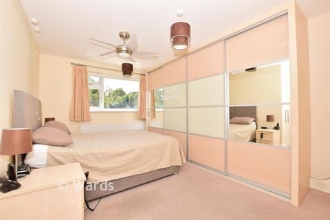 5 bedroom detached house for sale, Robin Hood Lane, Walderslade, Chatham, Kent
