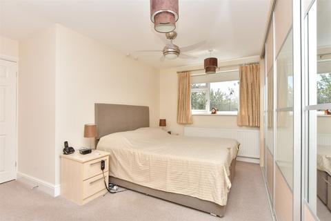 5 bedroom detached house for sale, Robin Hood Lane, Walderslade, Chatham, Kent