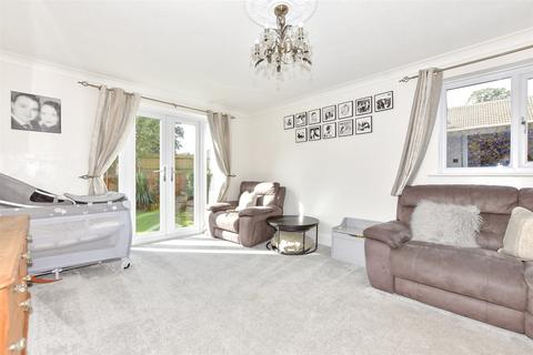 5 Mabledon Close, New Romney, TN28 8HT