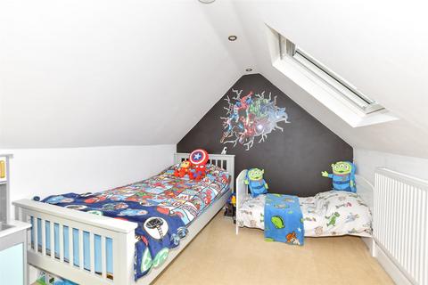5 Mabledon Close, New Romney, TN28 8HT