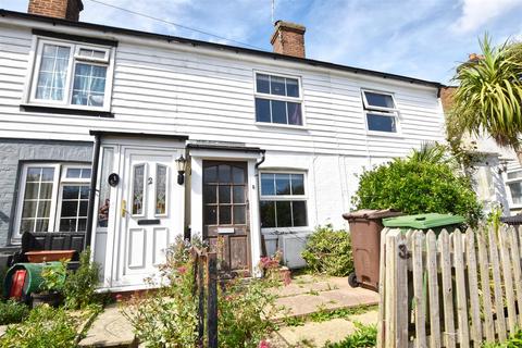 2 bedroom house for sale, Main Road, Icklesham