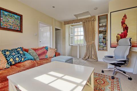 2 bedroom maisonette for sale, Howes Place, Cambridge