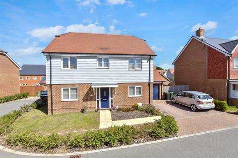 4 bedroom detached house for sale, Dawe Gardens, Otham, Maidstone, Kent