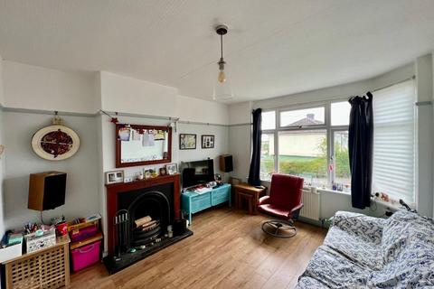 3 bedroom terraced house for sale, St. Davids Crescent, Dursley