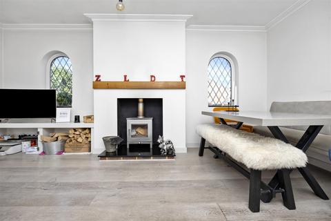 6 Beechwood Close, Brighton, BN1 8EP