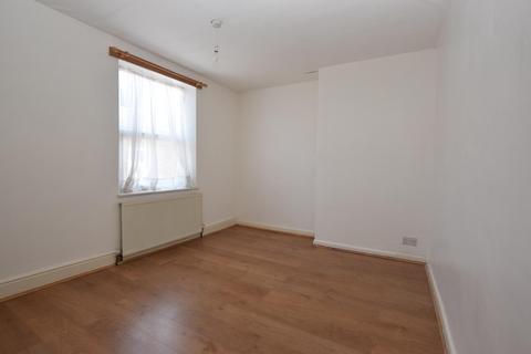 2 bedroom terraced house for sale, High Street , Gainsborough DN21