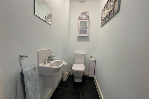 53 Oak Crescent, Wickford, SS11 7FF