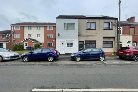 2 bedroom end of terrace house for sale, Victoria Crescent, Burton-on-Trent, DE14