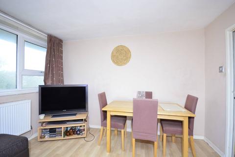 1 bedroom flat to rent, Carlton Vale, Queen's Park, London, NW6