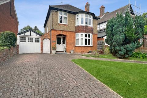 4 bedroom detached house for sale, Courtauld Road, Braintree, CM7