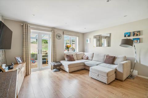 3 bedroom terraced house for sale, Malden Fields, Bushey