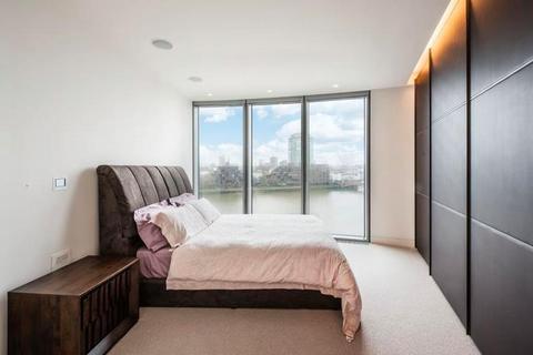 3 bedroom apartment for sale, The Tower, St George Wharf, London SW8