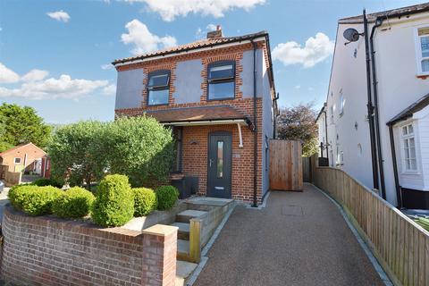 4 bedroom detached house for sale, Barford Road, Sheringham