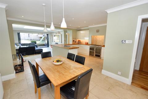 4 bedroom detached house for sale, Barford Road, Sheringham