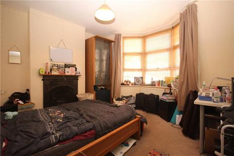 1 bedroom in a house share to rent, Guildford Park Road, Guildford, Surrey, GU2