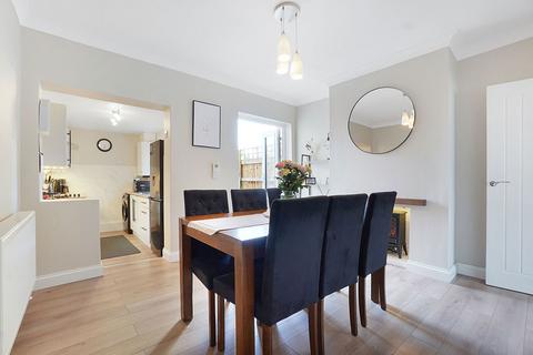 46 Rookery Crescent, Cliffe, Rochester, ME3 7RH
