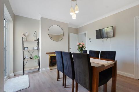 46 Rookery Crescent, Cliffe, Rochester, ME3 7RH