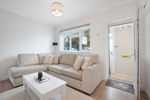 46 Rookery Crescent, Cliffe, Rochester, ME3 7RH